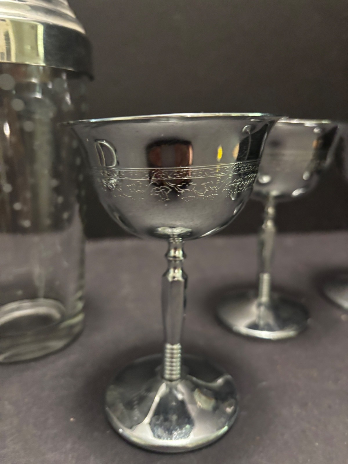 Retro CHROME MARTINI Set 4 Glasses Libbey COCKTAIL Shaker Stand/Carrier MCM Vint