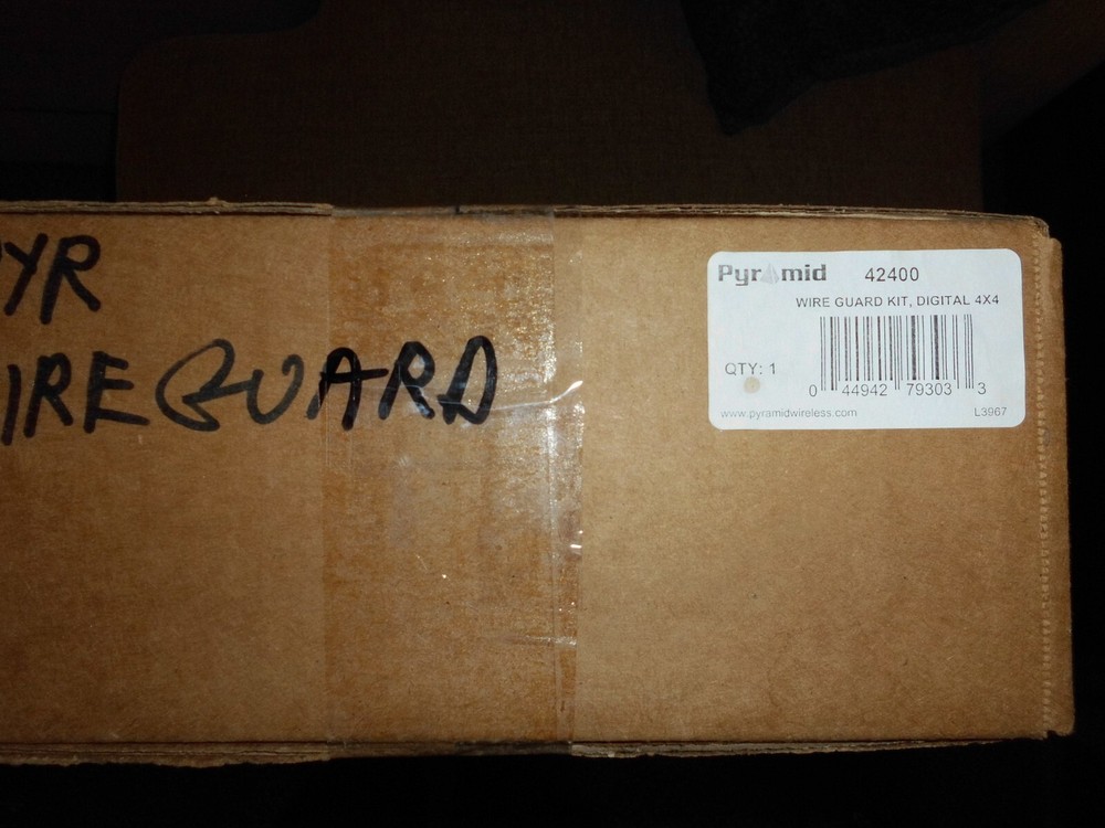 PYRAMID DIGITGAL CLOCK WIREGUARD NEW MODEL 42400