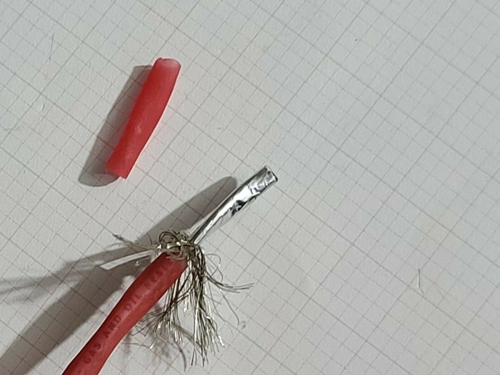 Carol C8111 16/2C Shielded FEP/FEP Control/Communications Cable CMP Red /10ft