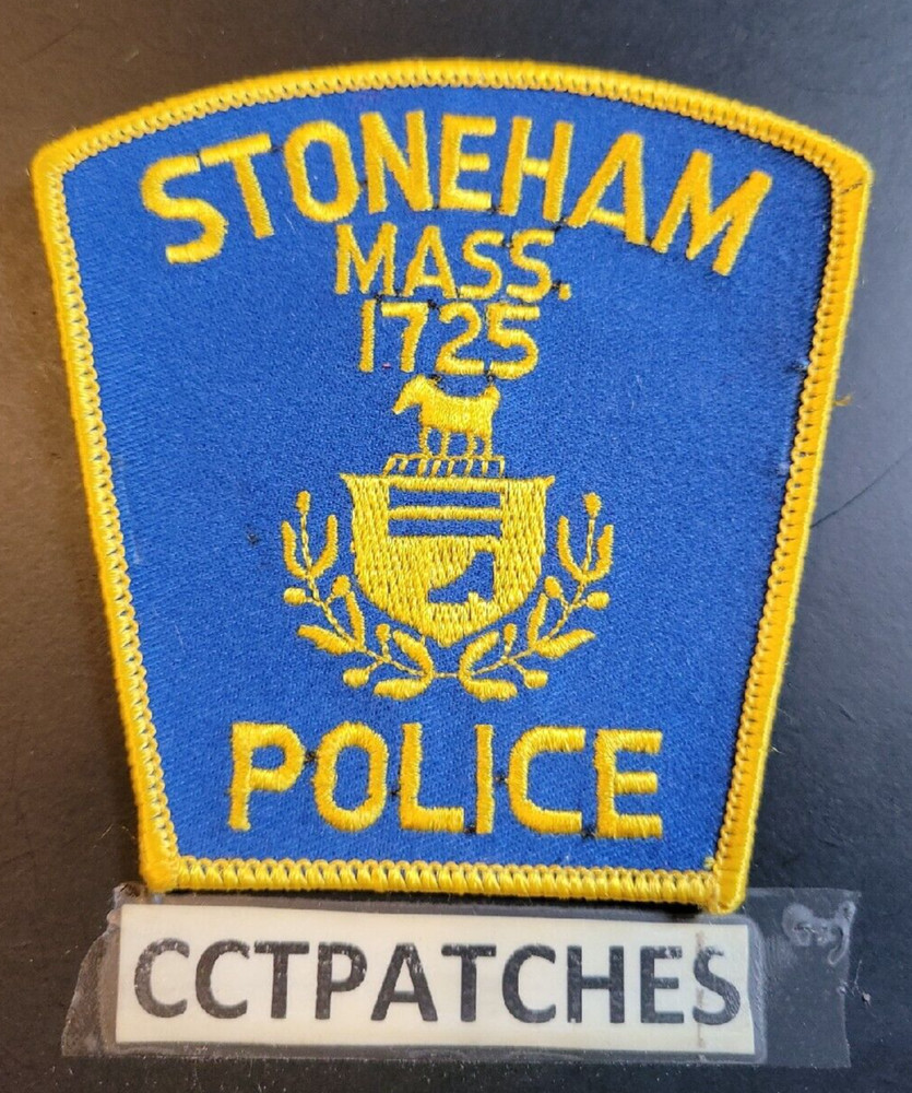 STONEHAM, MASSACHUSETTS POLICE SHOULDER PATCH MA