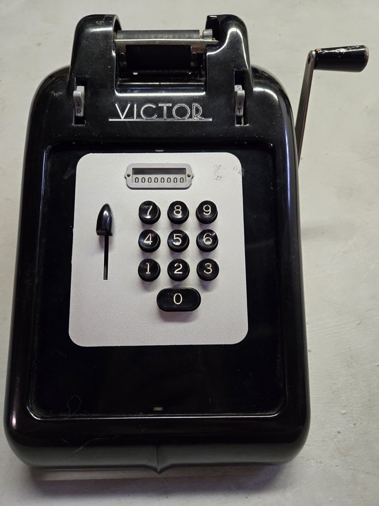 Vtg Victor Bakelite Adding Machine 7-8-0 581695 Black All Knobs/Buttons Works