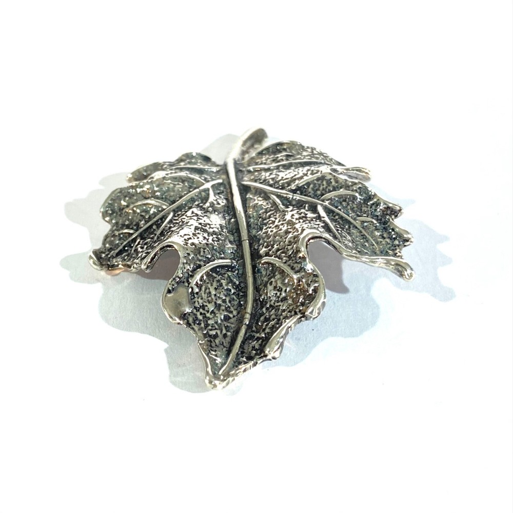 vintage solid silver leaf miniature , hallmarked italian figurine