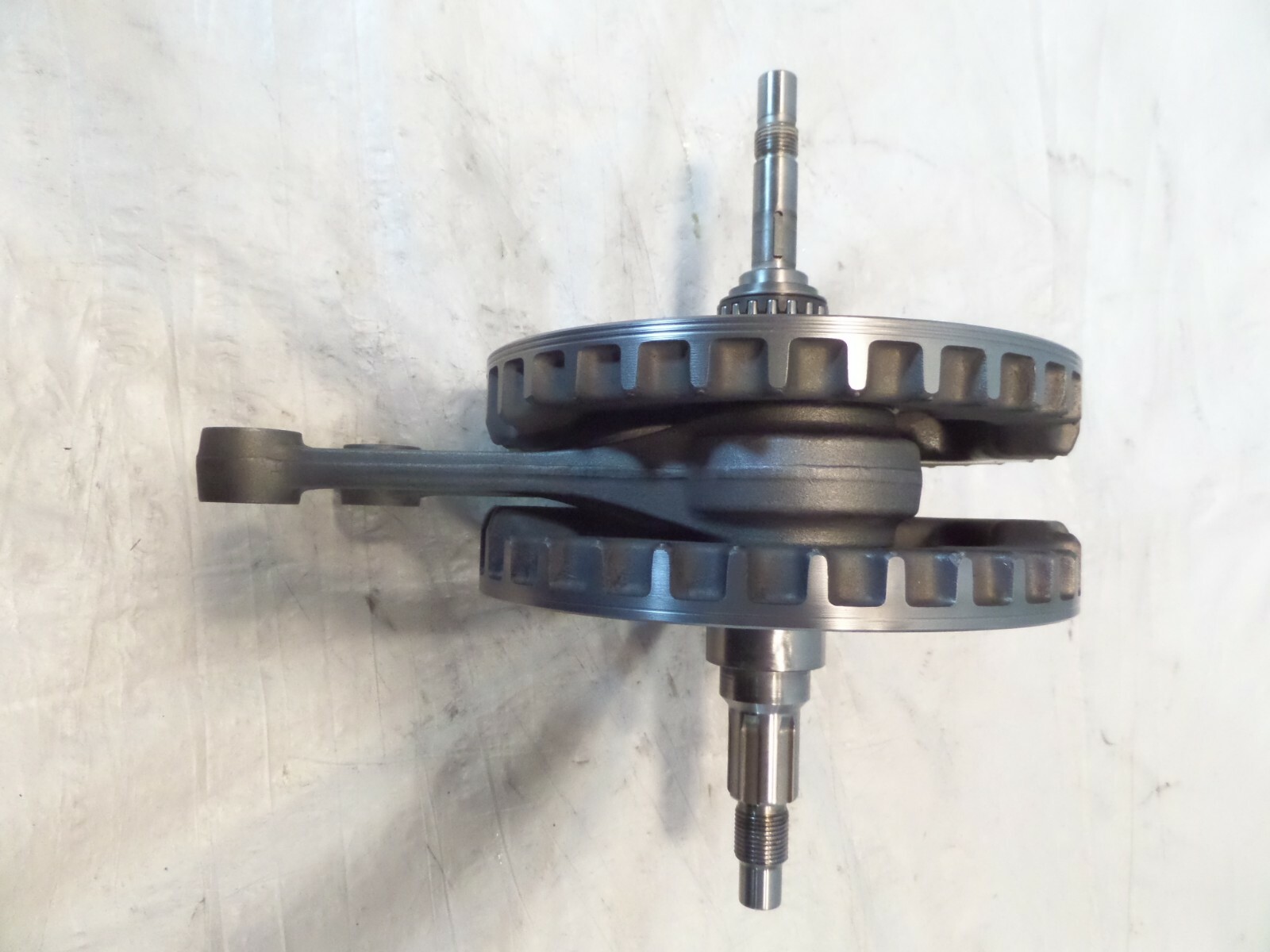 Harley Davidson Sportster 883 & 1200 Engine Flywheel Crankshaft Assembly w/ Rods