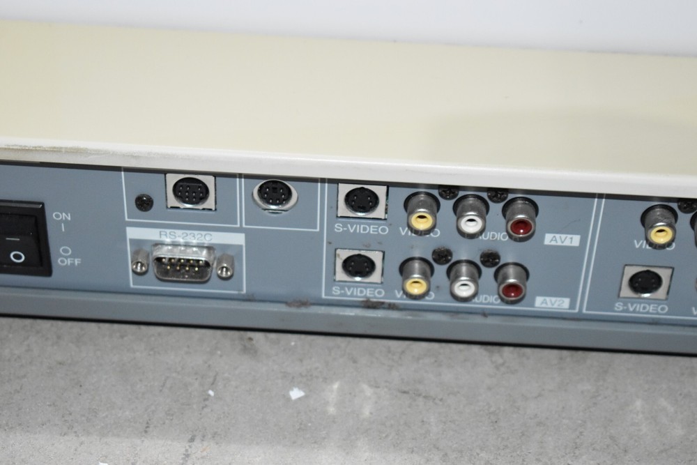 Elmo EV-4400AF Visual Presenter Zoom Overhead Document Camera Working