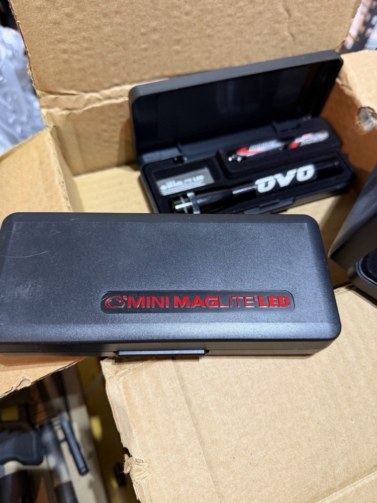 OVO DRAKE FLASHLIGHT x MAGLITE LED