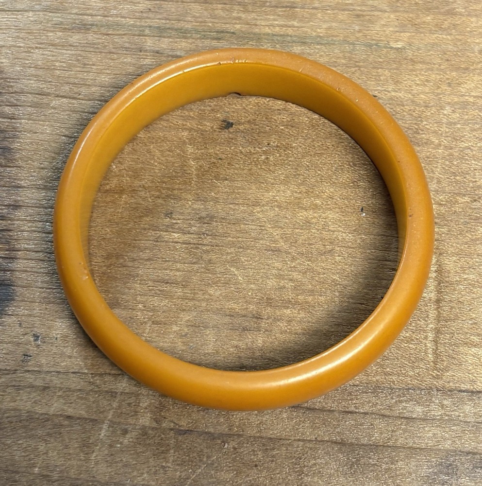 Child’s Butterscotch Bakelite Bangle