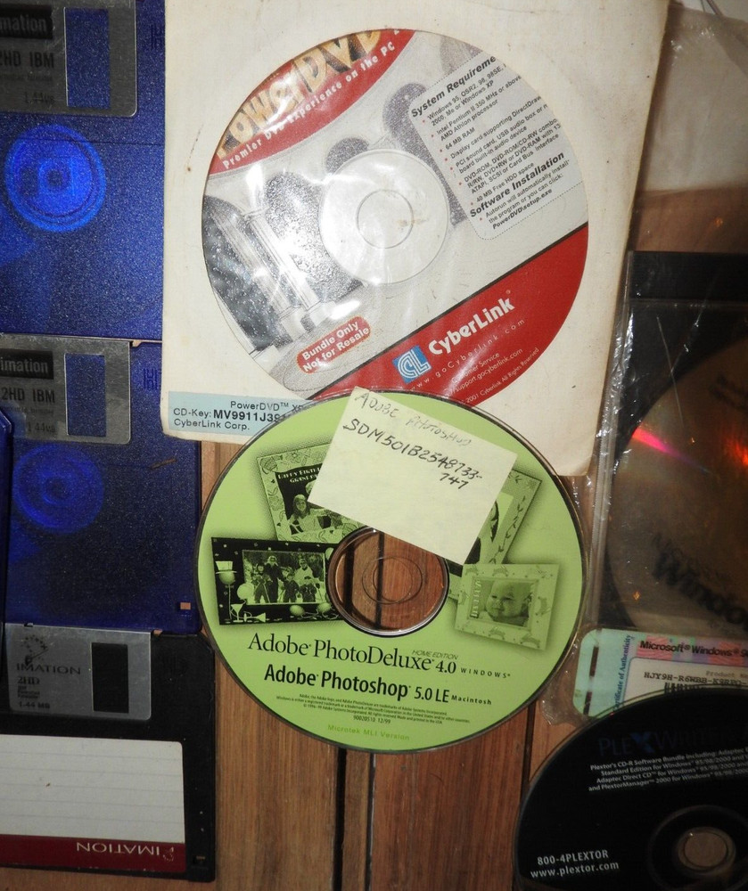 Vintage Untested Floppy Discs, Windows, Encarta, Programs, Lens Cleaner CD