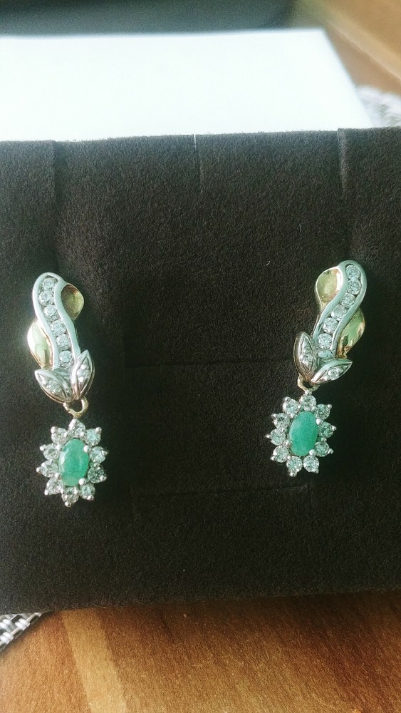 925 Silver Stud Earrings with Emerald and Cubic Zirconia