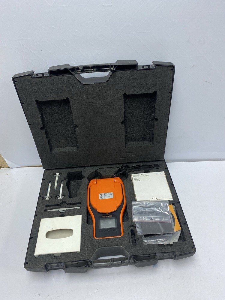 Elcometer E130-SSP /SPC Salt Contamination Meter  Version 2.00 With Case