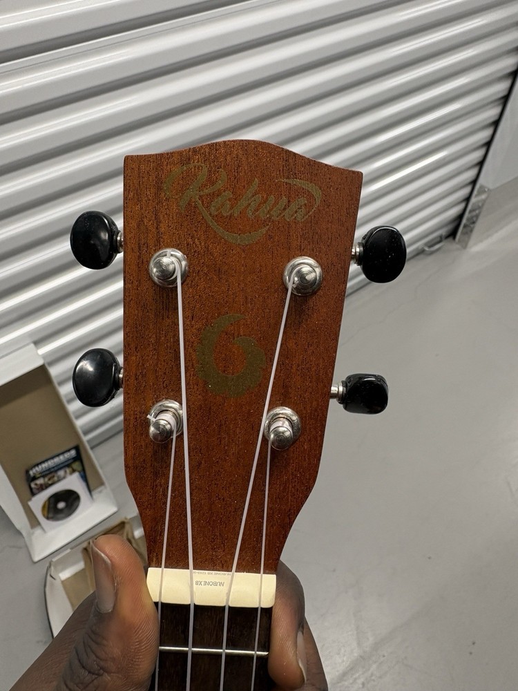 Hal Leonard Ukulele Starter Pack