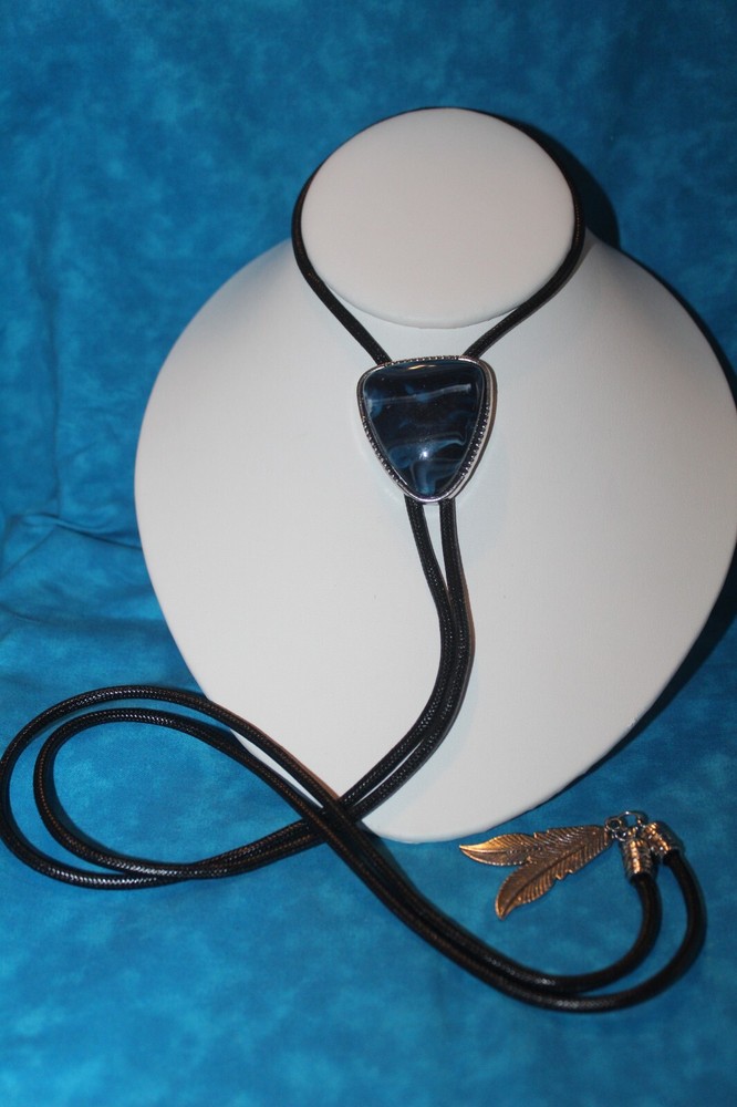 Blue/White Triangle Bolo Tie W/Silver Feather Tips