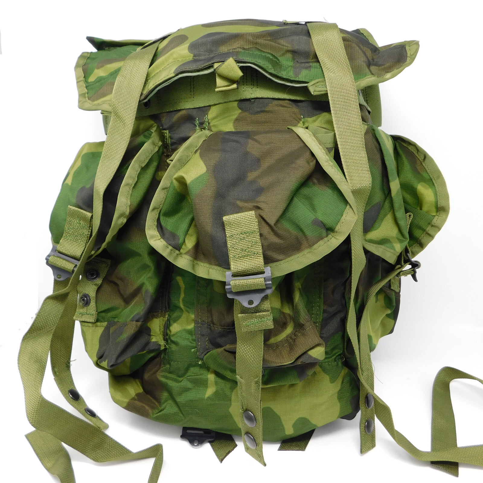 ALICE Radio Carrying Case - Medium Combat Field Pack - WOODLAND.