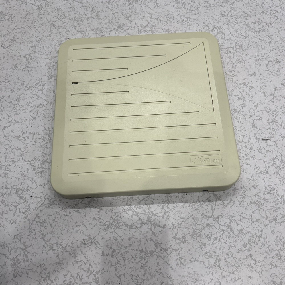 Kantech ioProx P600 Proximity Card Reader with green PC board