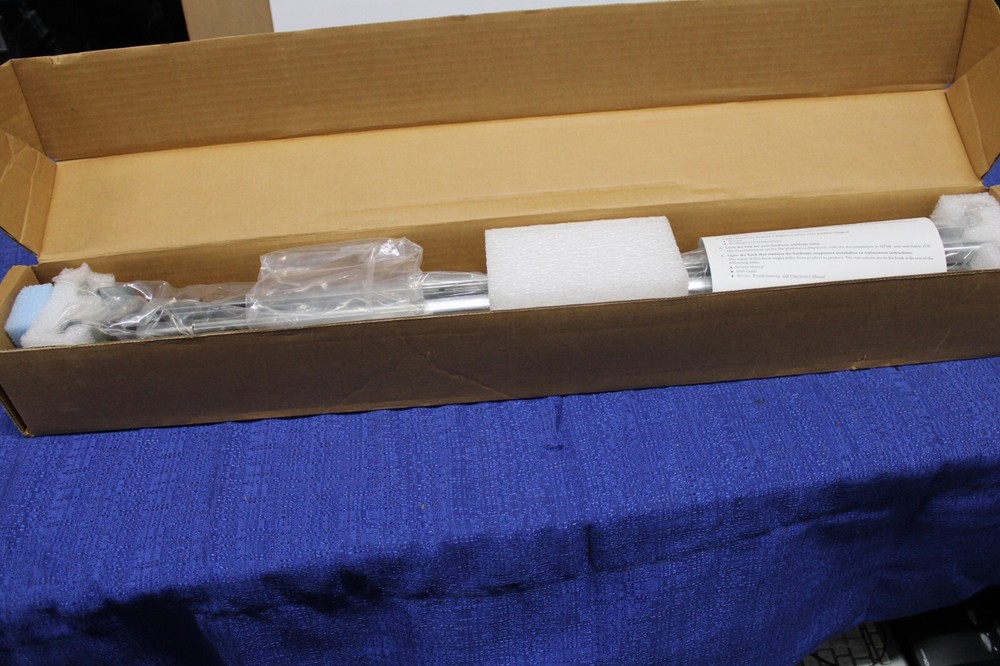 SUN MICROSYSTEMS 370-7785-01 Rack Mount Kit