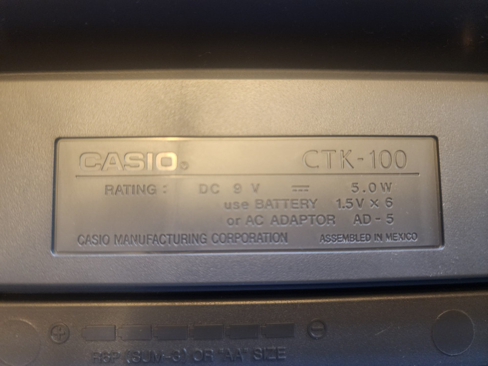 CASIO CTK-100 Portable Beginners Keyboard With AC Adapter