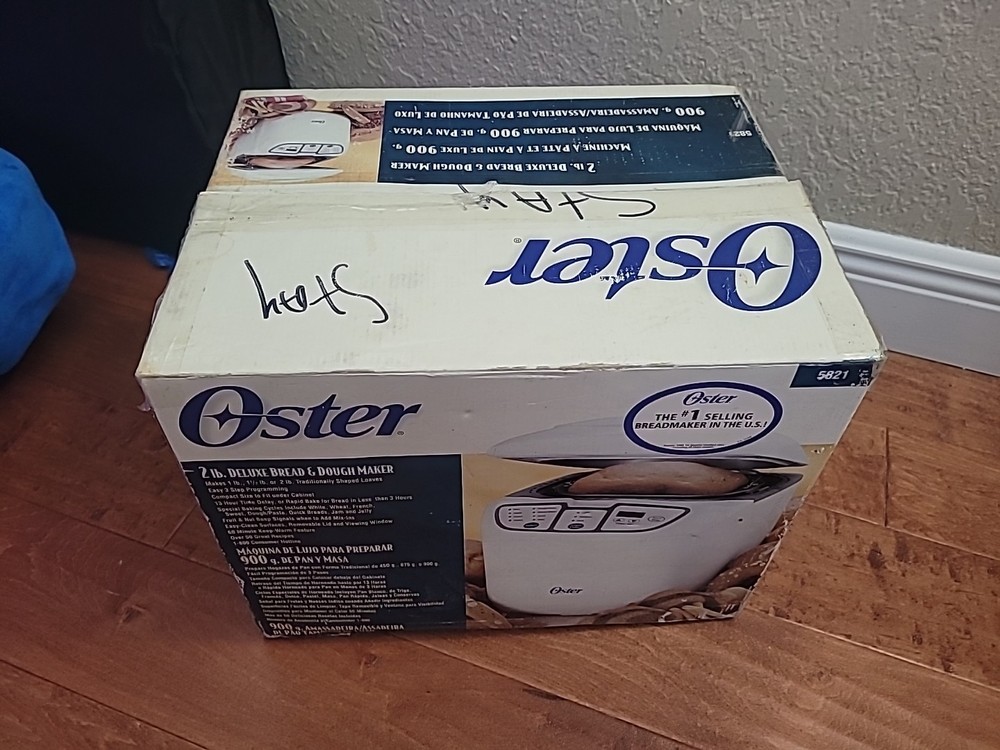 Oster Bread & Dough Maker Model #5821 2LB Size Easy 3 Step Programming. NEW
