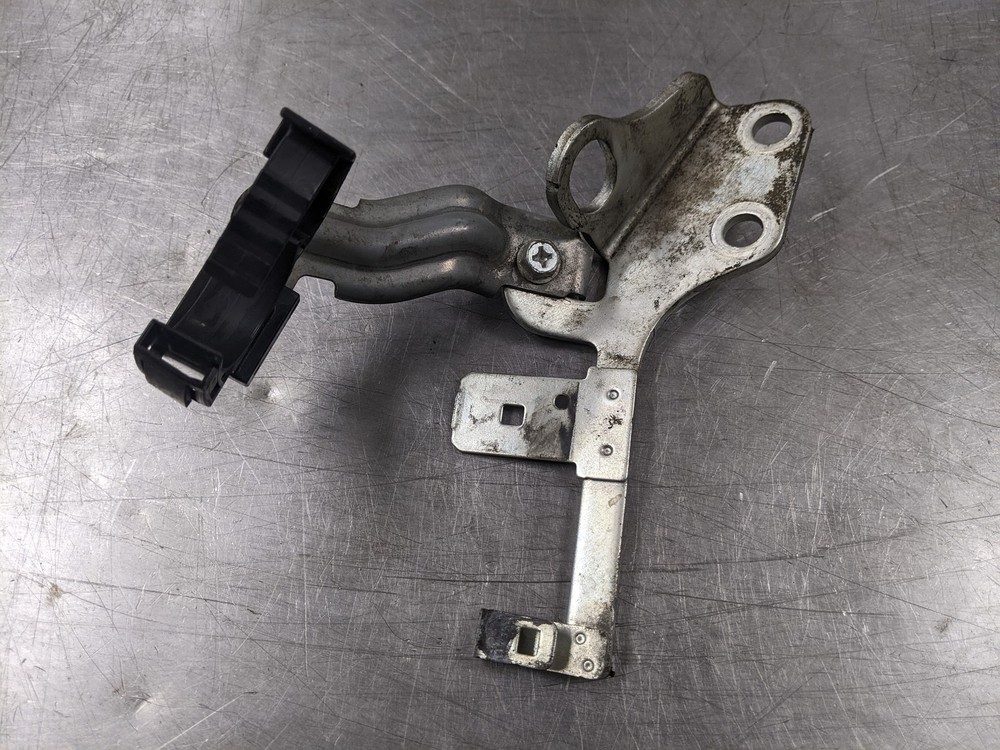 Engine Lift Bracket From 2017 Subaru Forester 2.5