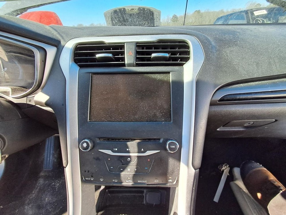 2013 Ford Fusion 8 Screen Display OEM Used No Anti-Theft Code Reprogram Required