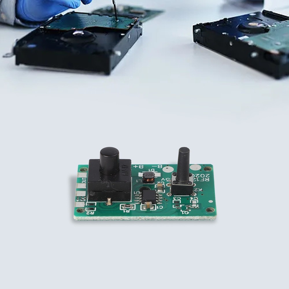1 2V Solar Light Controller Circuit Board for Enhanced Outdoor Ambiance