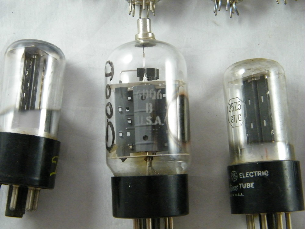 VINTAGE ~ LOT OF 50 ~ ELECTRONIC TUBES ~ UNTESTED ~ SOME MISSING NUMBERS ~ TAC