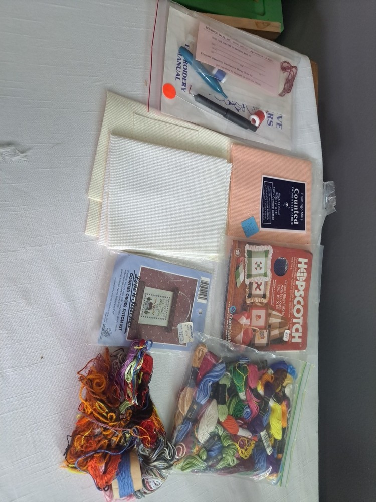 Embroidery Cross Stitch Needlepoint Lot