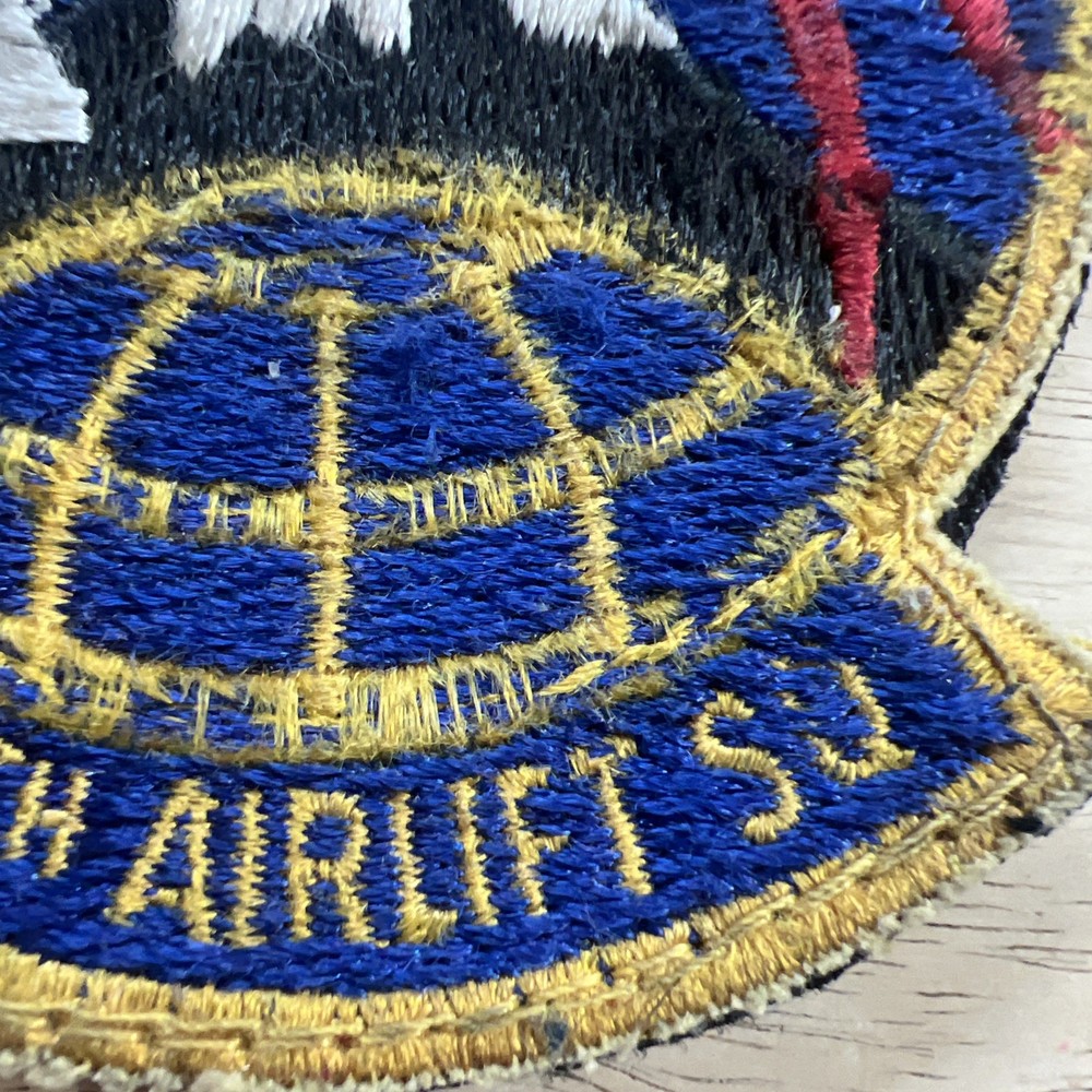 US AIR FORCE PATCH, 313TH AIR LIFT SQUADRON, WITH HOOK LOOP
