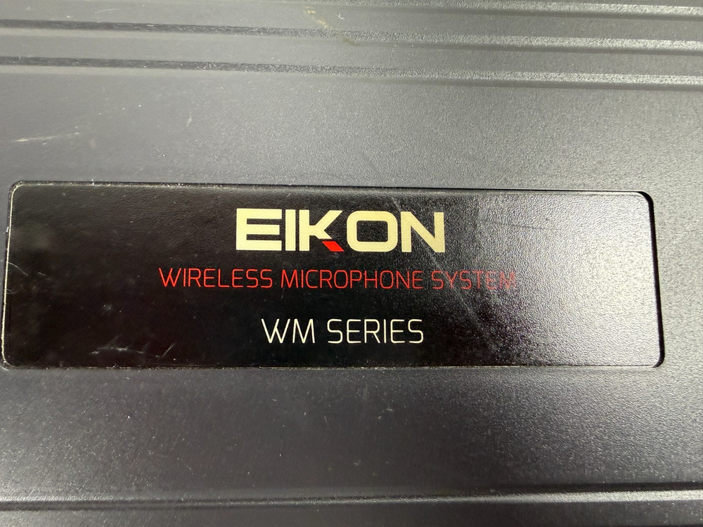 EIKON WM700M Wireless Microphone System UHF Handheld Mic Receiver Kit Case