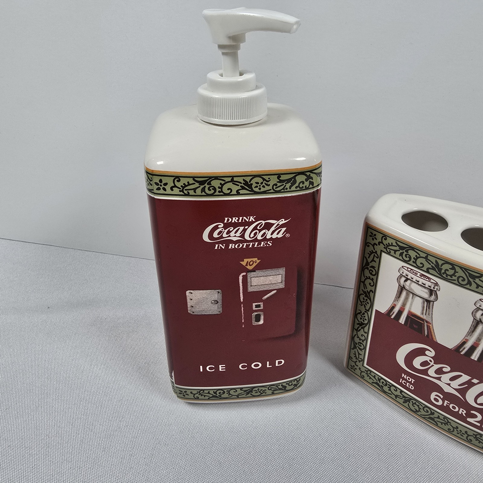 2003 Vintage Coca-Cola Ceramic Bath Set Soap Dispenser 4 Toothbrush Holder