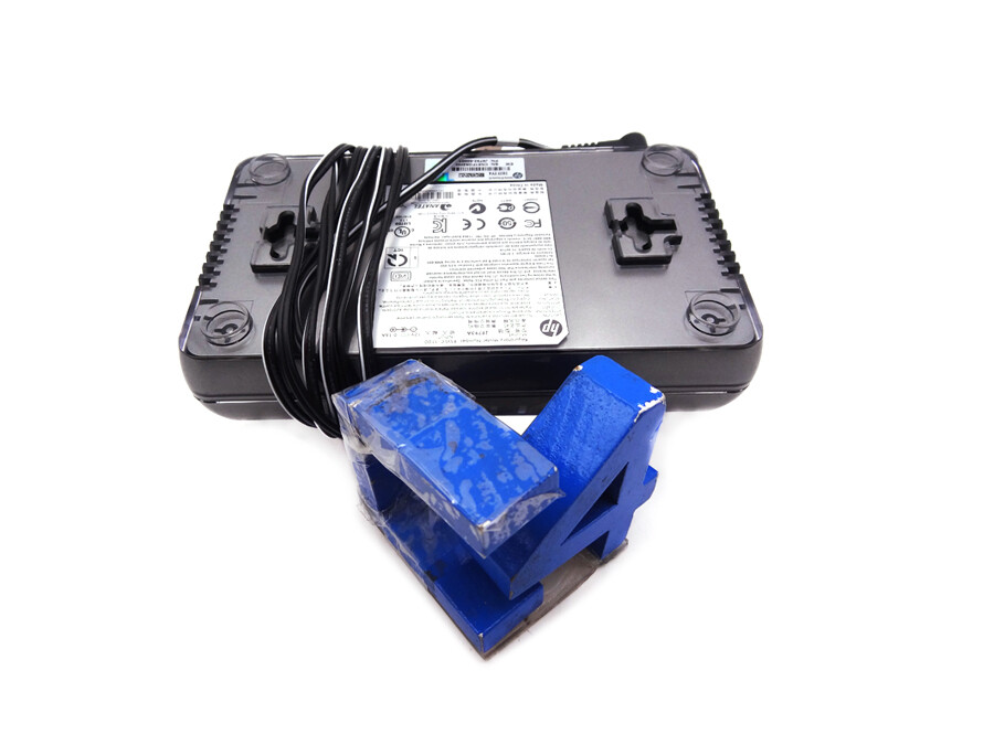 HP J9793A 1405 V2 SWITCH