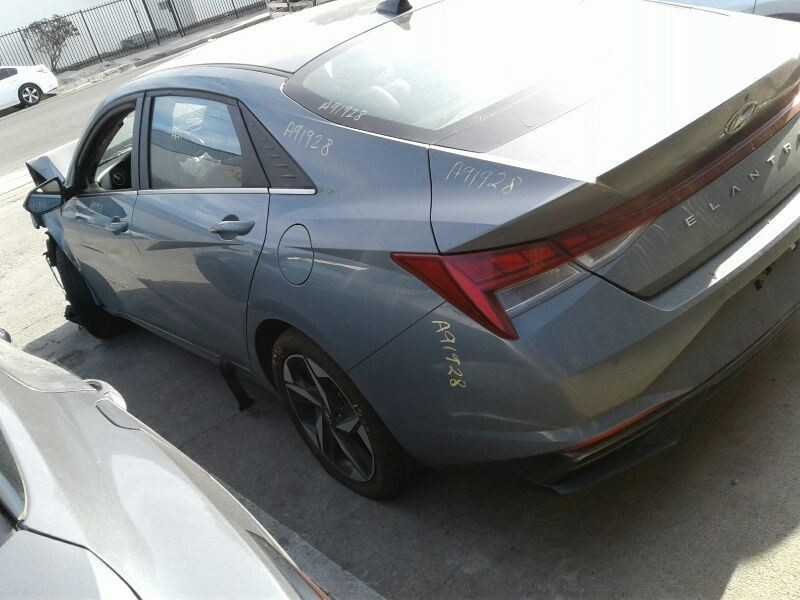 Camera/Projector Camera Front Windshield Mounted Fits 21-23 ELANTRA 125062