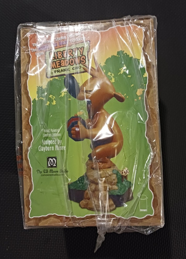 CS Moore Studio Liberty Meadows Ralph The Bear Statuette - 2006