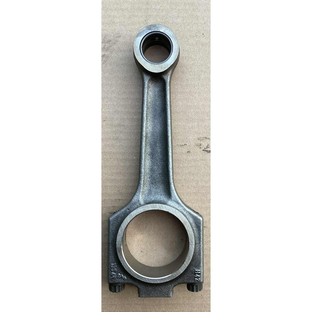 Deutz 1011 connecting rod (machine cut)  9236R Used (569)