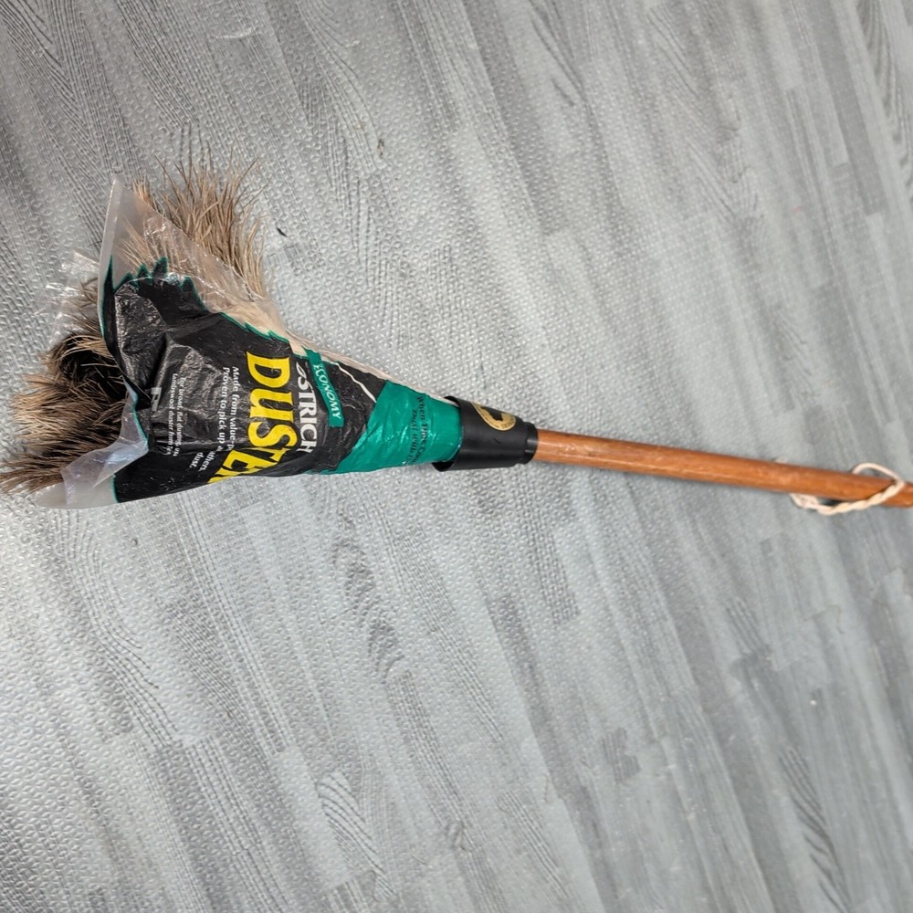 12 Inch Handle Ostrich Feather Duster