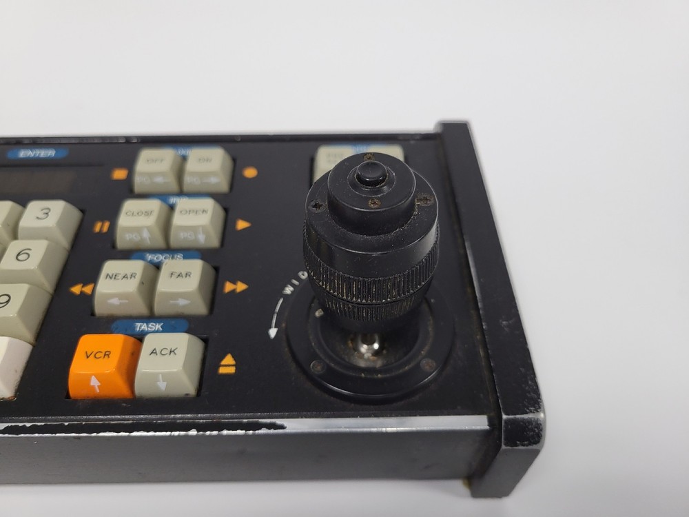 American Dynamics AD2088 Sensormatic CCTV Security Cam Controller Parts Untested