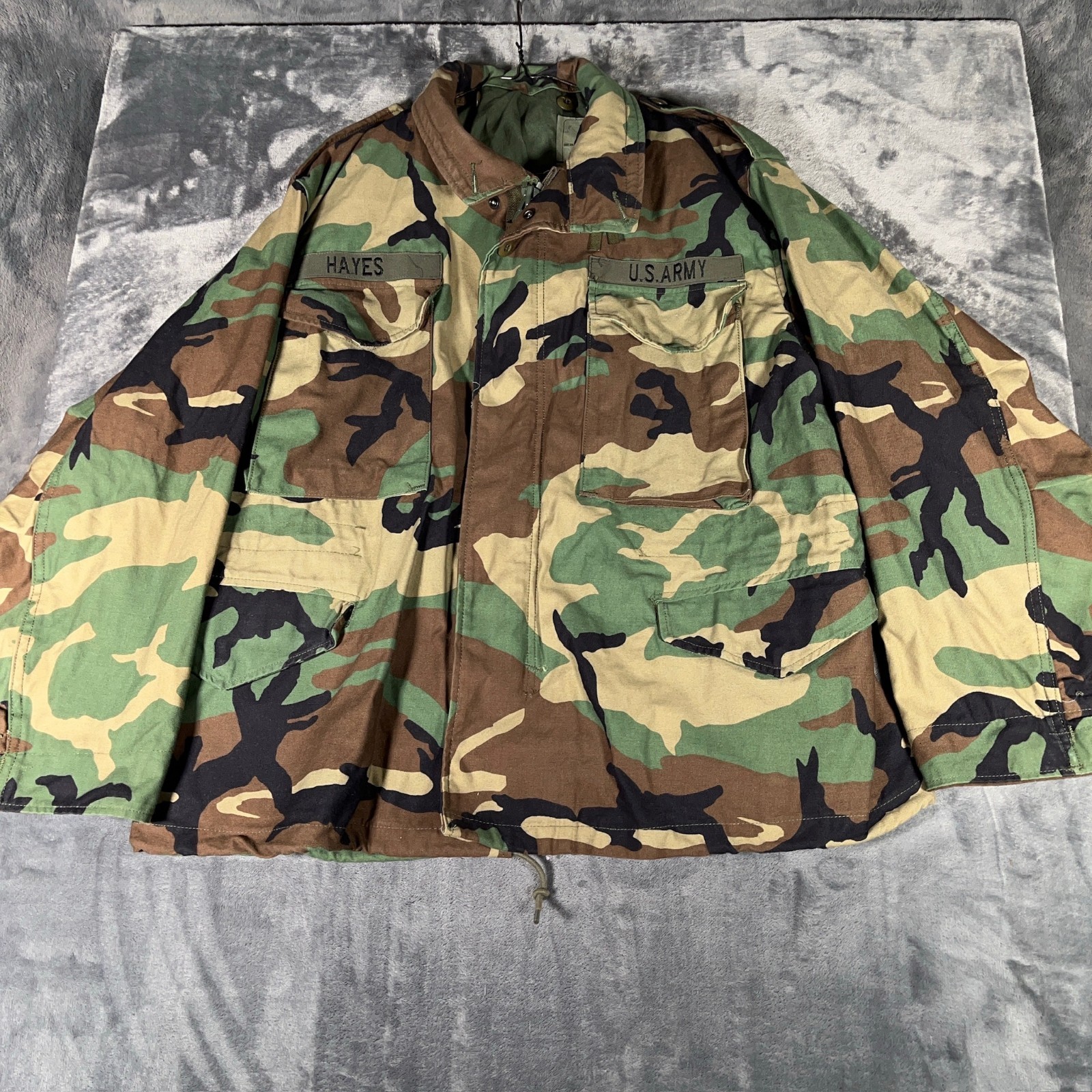 Vintage M65 Field Jacket U.S. Army Woodland Camo Medium XShort 90s USA Named