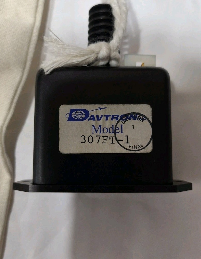 DAVTRON 307FT-1 Fuel temperature Centigrade Model 307