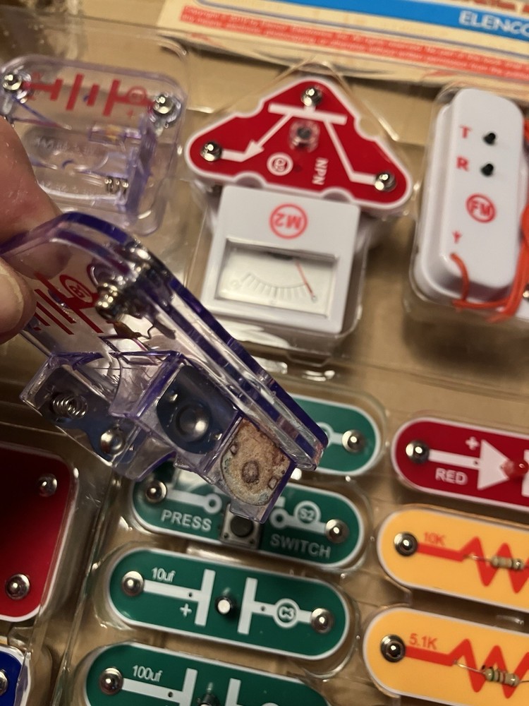 Snap Circuits Pro SC-500 Elenco 500+ Projects STEM Electronics Kit Elenco