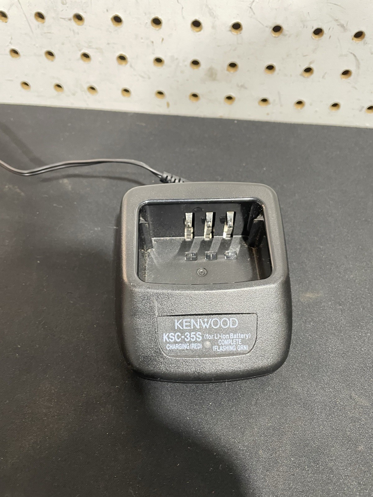 Kenwood ProTalk TK-3400U16P UHF Two-Way Radio w Charger & Antenna Tested