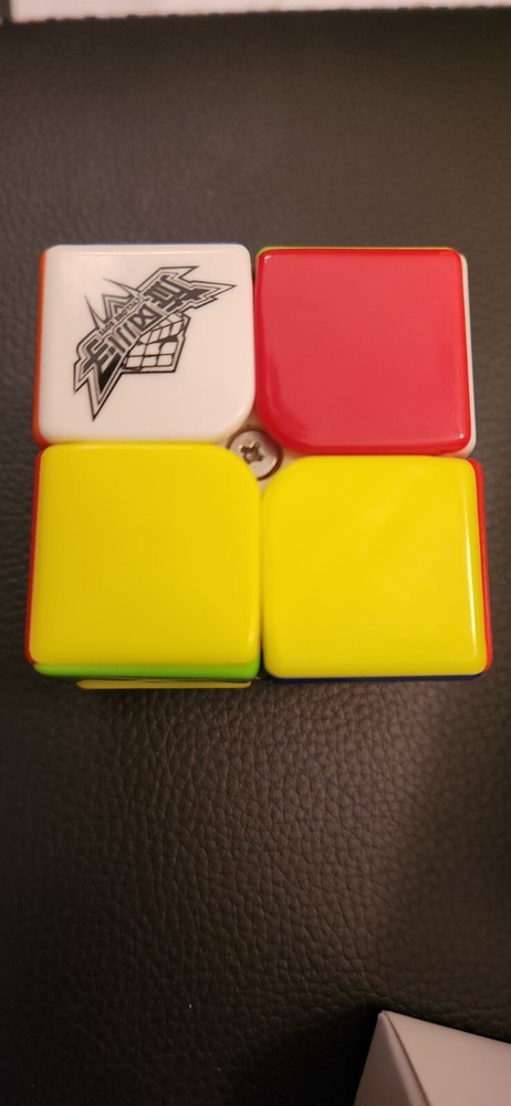 2x2  Speed Cube Puzzle, Great Condition With Storage Box