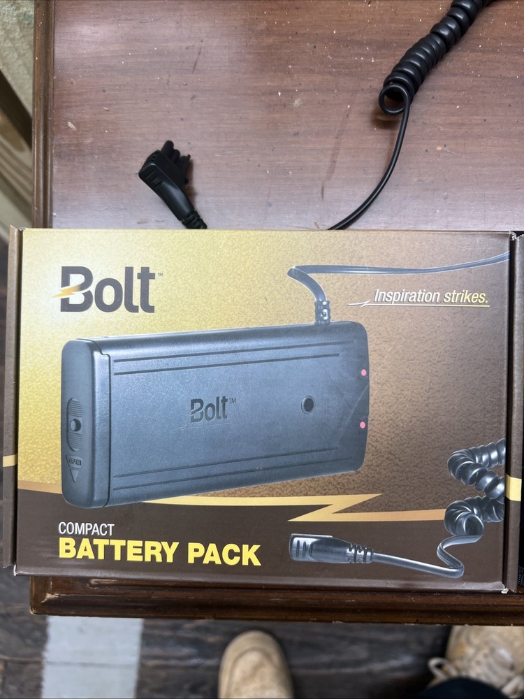 New-Nikon Bolt Battery Pack CBP-N2