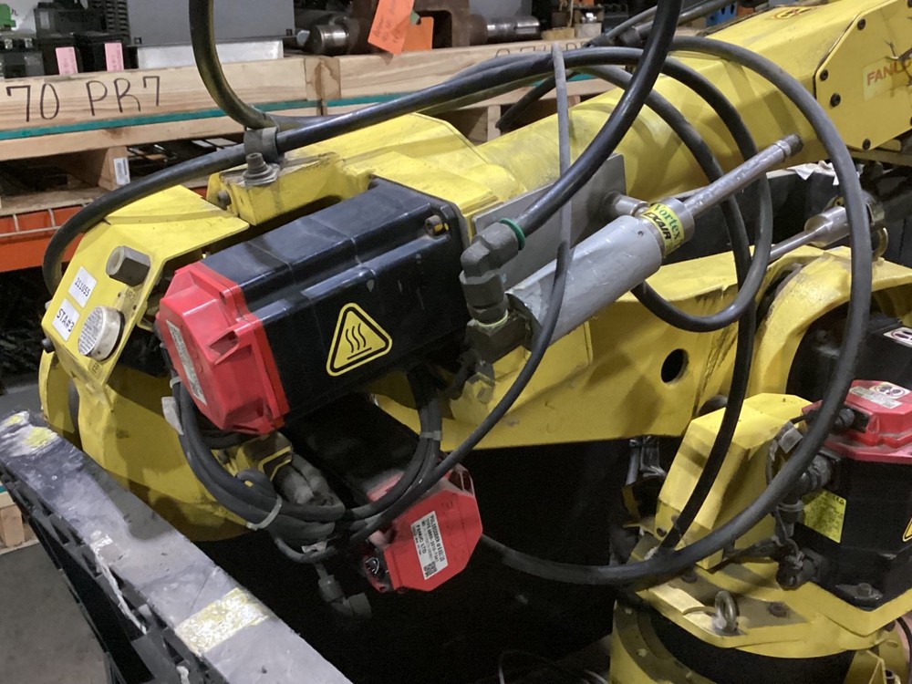 Fanuc M-16IB Robot System R-J3iC Controller #404JM