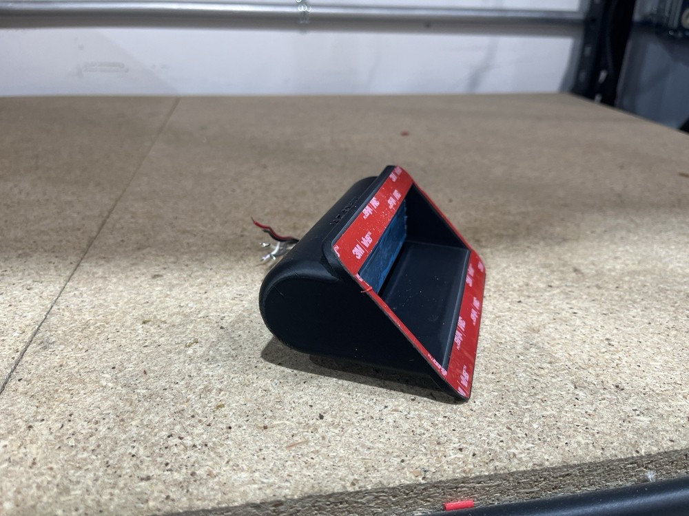 3D Printed Whelen Ion 45 Degree Window Shroud Mount