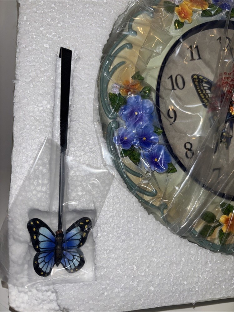 Vintage Butterfly Clock