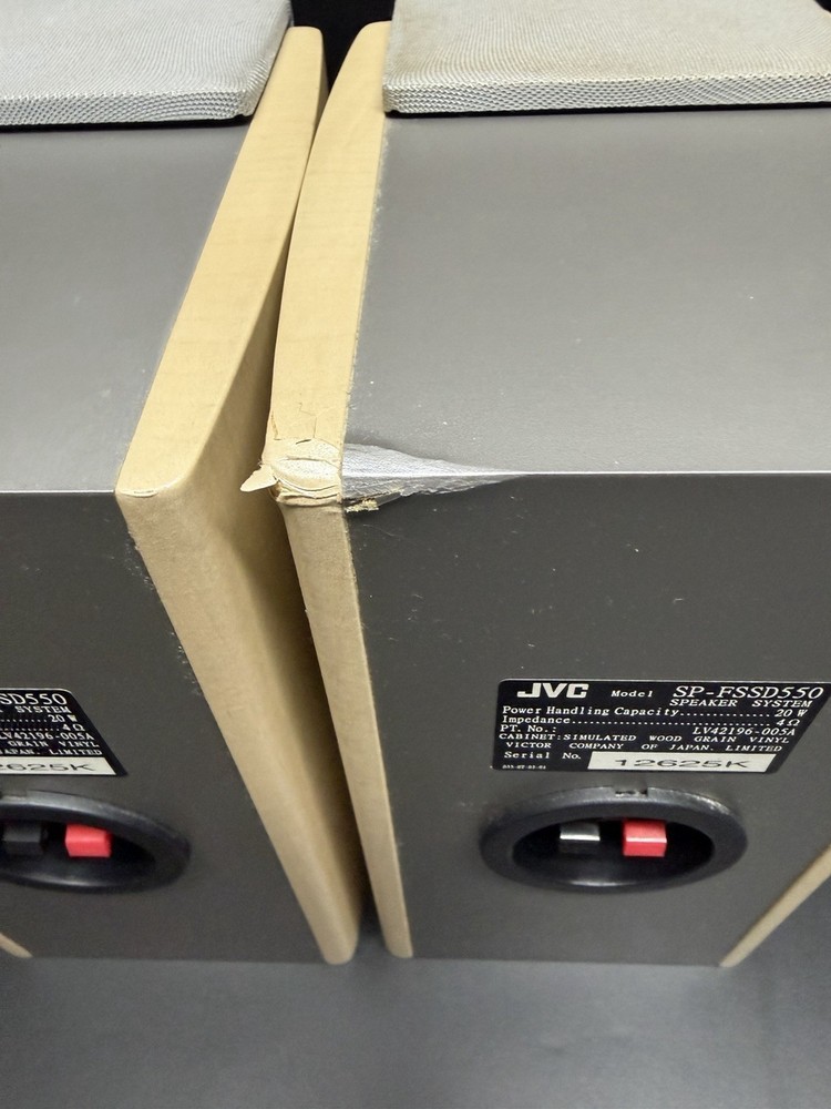 JVC FS-SD550 Compact Component System w/ Speakers Tested & Working *READ*