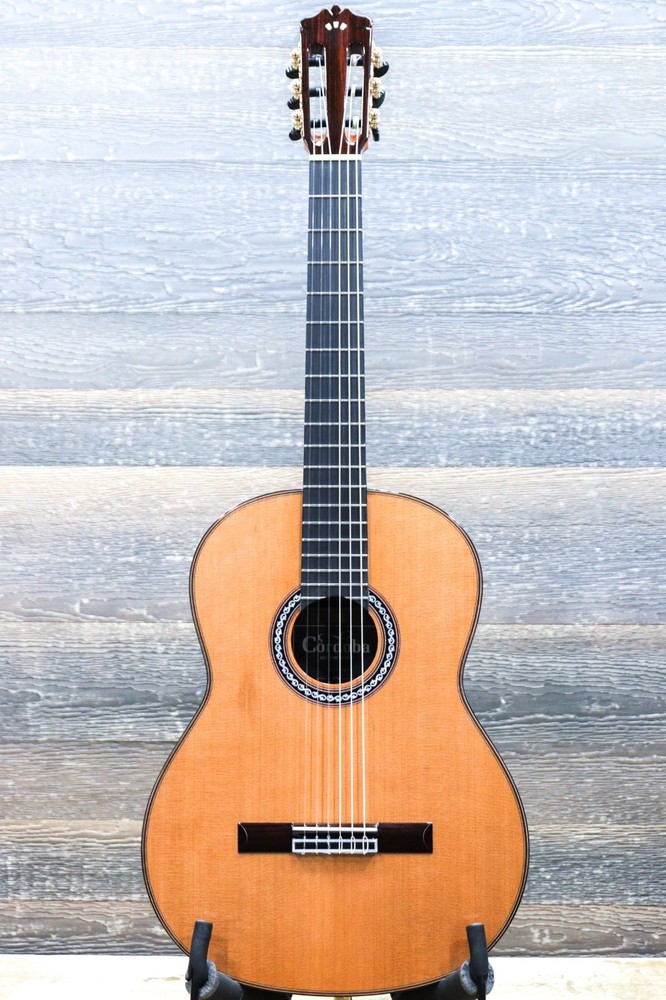 Cordoba C10 CD Lefty Luthier Series Solid Cedar Top Classical Guitar w/Case