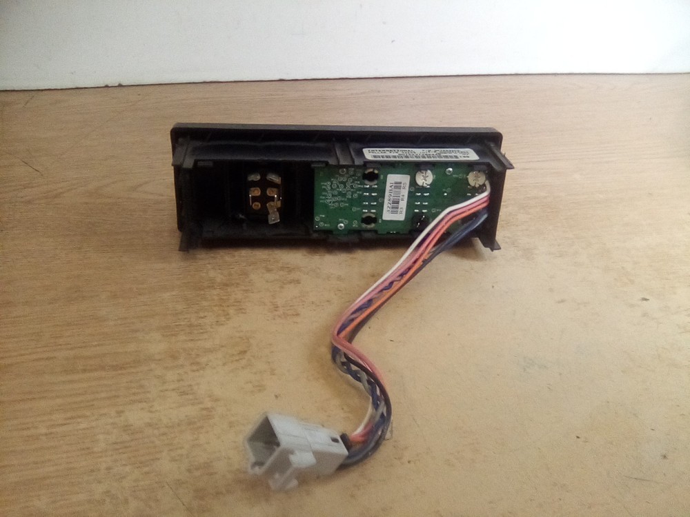 International Prostar 3575432C5 Dash Switch Panel "READ DESCRIPTION"