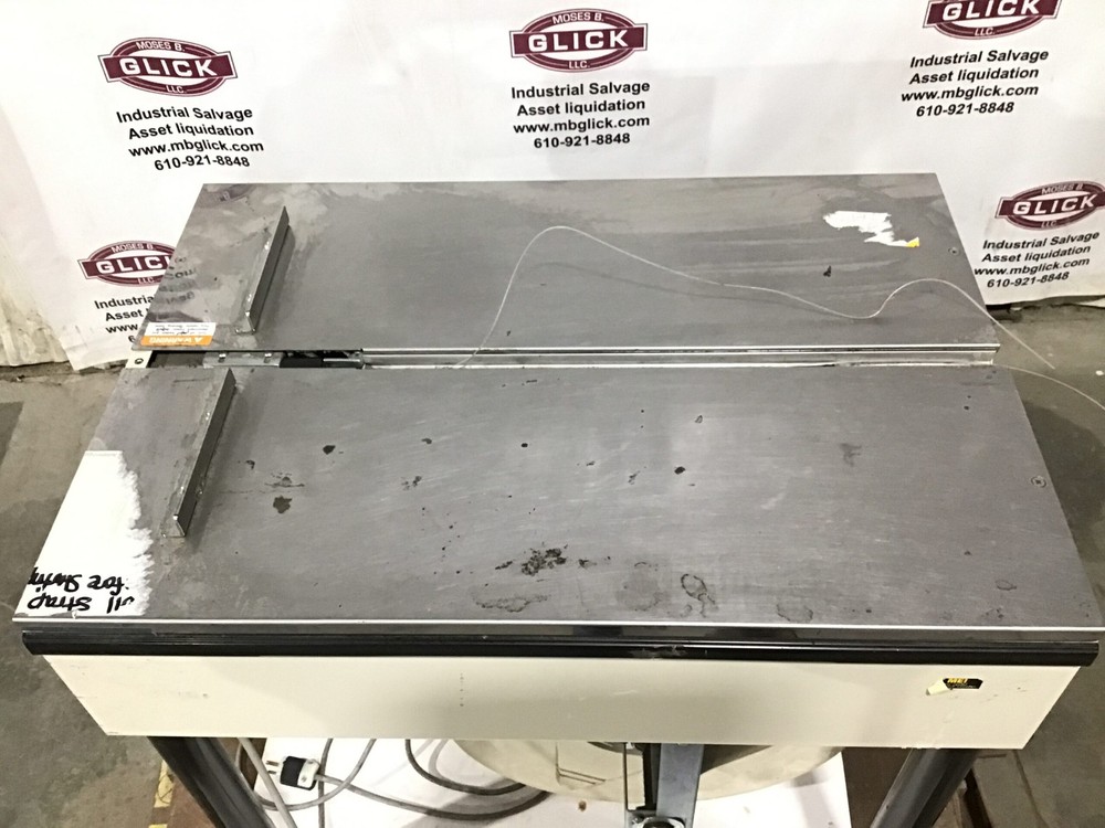 StraPack D-53 Semi Automatic Strapping Machine