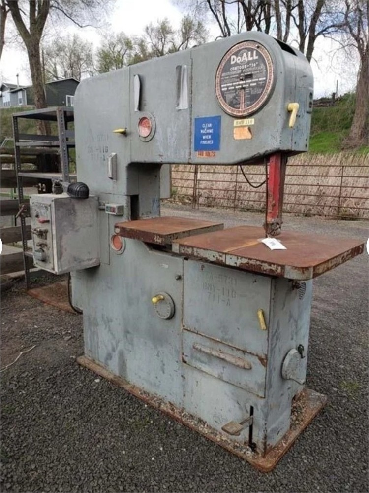 DoALL Model 3613-1 vertical band saw