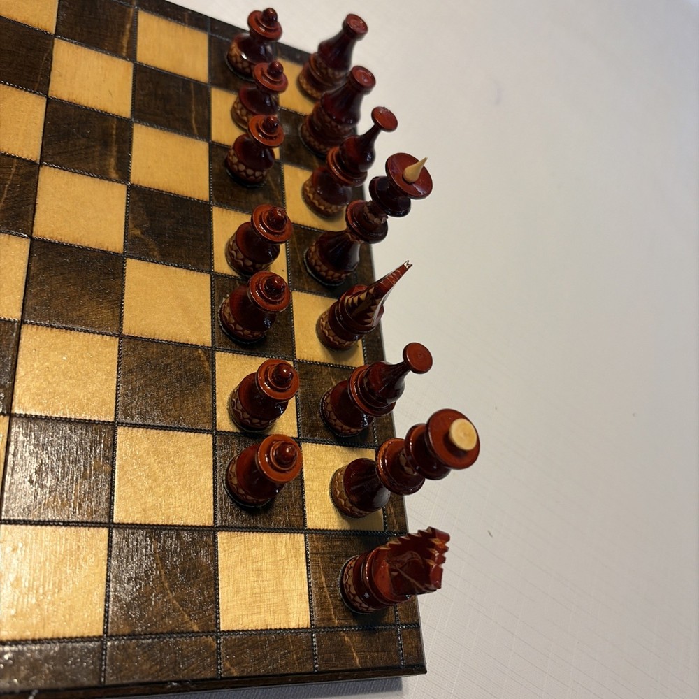Wood Chess Set/Folding Board/32 pieces