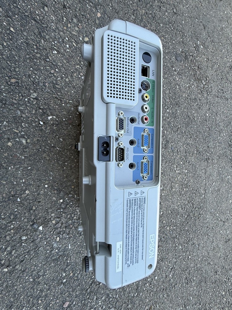 Epson LCD Projector PowerLite 83+ Model EMP-83H